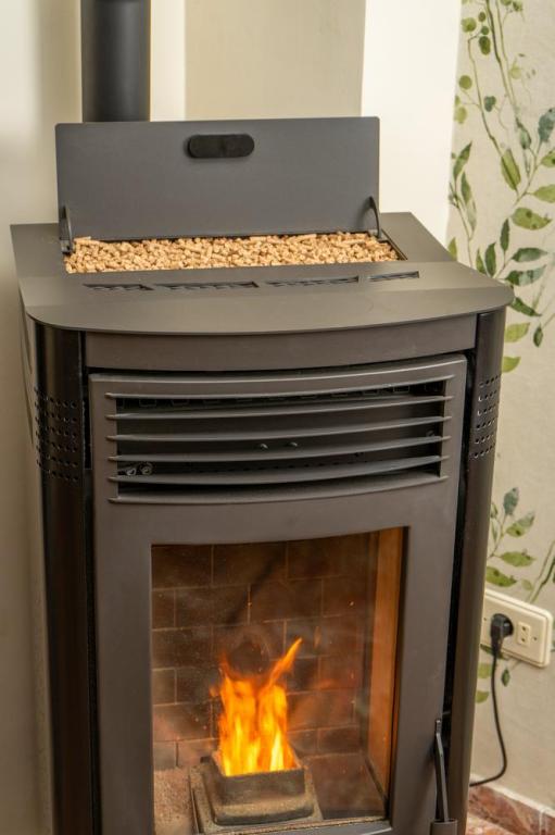 Installer un poêle à granulés au Luc : nos conseils pratiques